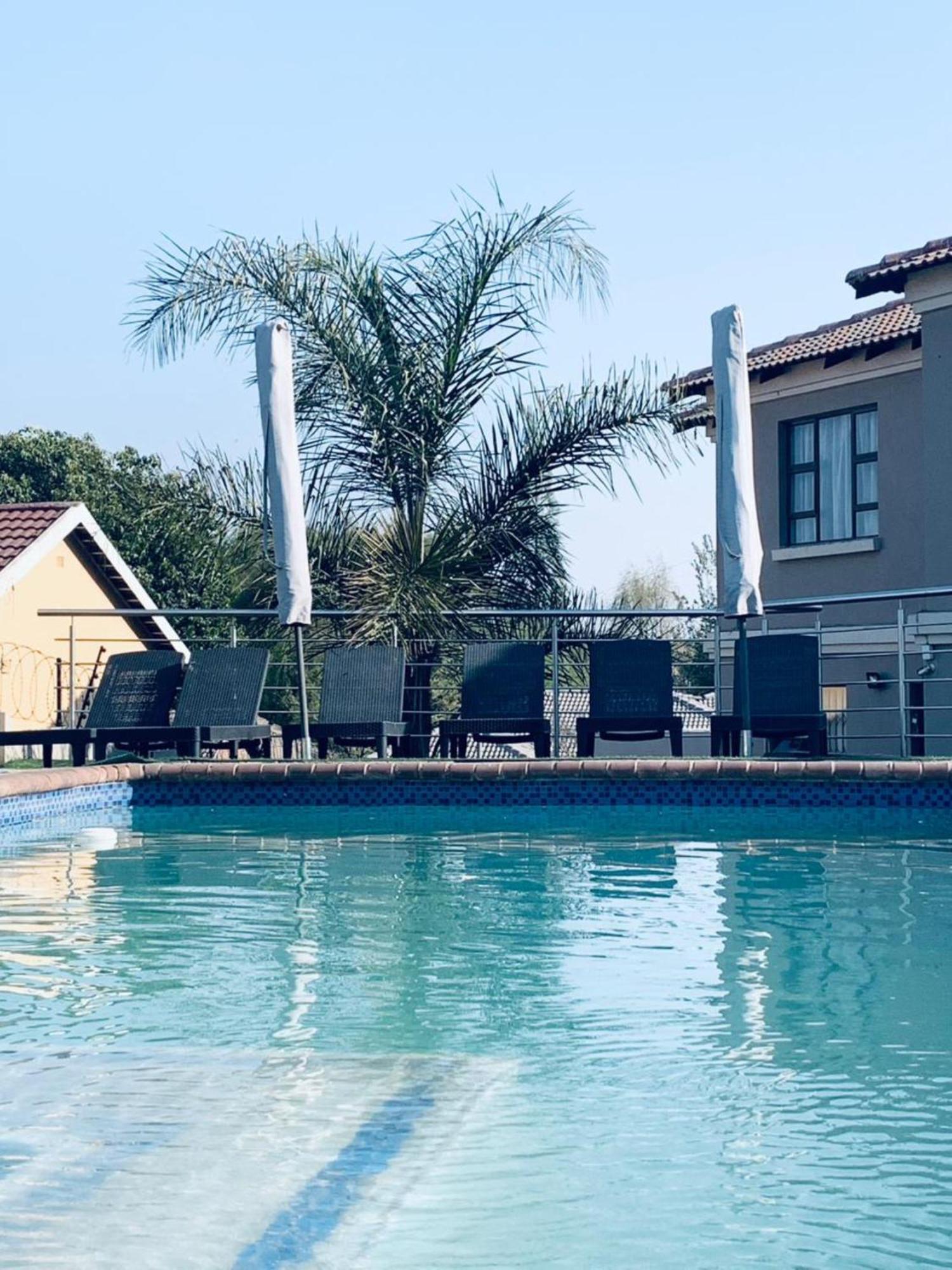 Angelocean Guest House Witbank Exterior foto
